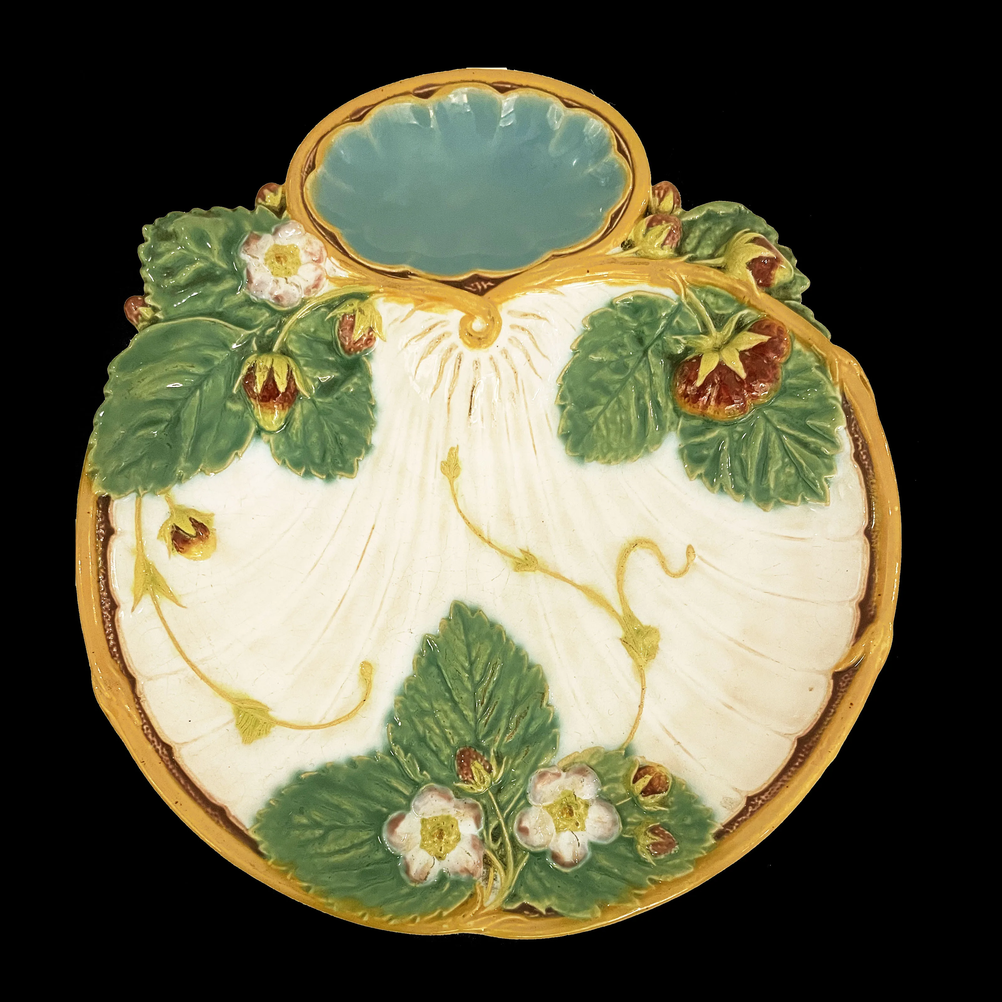 Coupe à fraises en majolique, manufacture de Minton, XIXe siècle