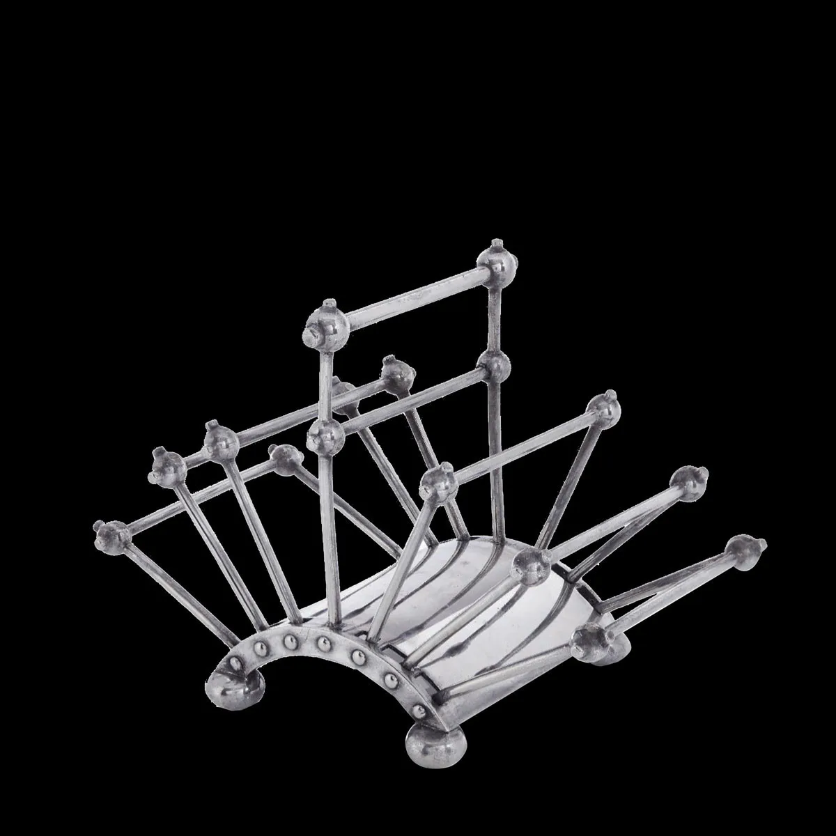 Porte-toast, m&eacute;tal argent&eacute;, Hukin & Heath,mod&egrave;le de Christopher Dresser, circa 1881