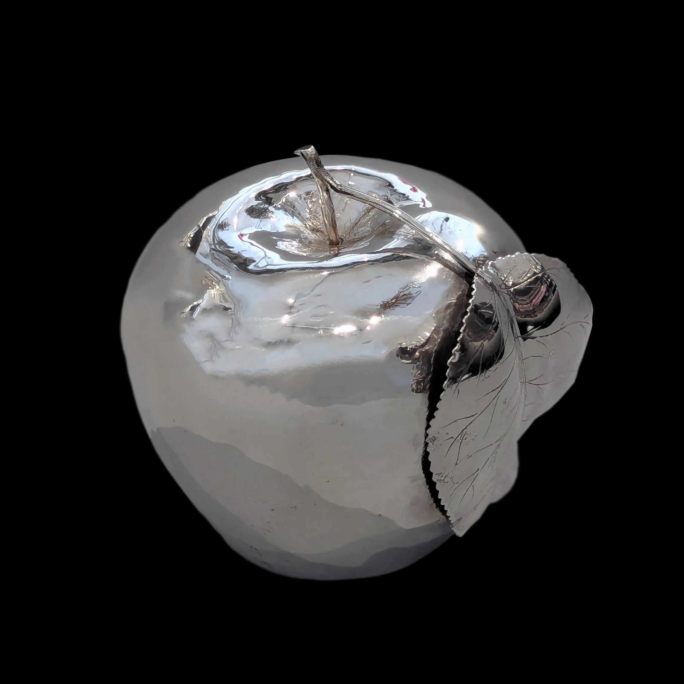 Briquet de table en forme de pomme en argent Buccellati